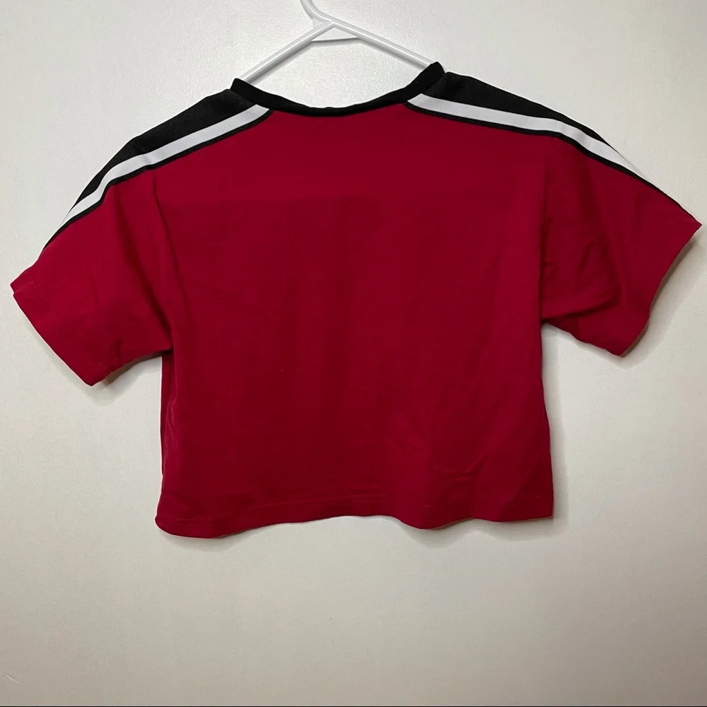 Red crop top “RANGE” - Picture 2 of 7